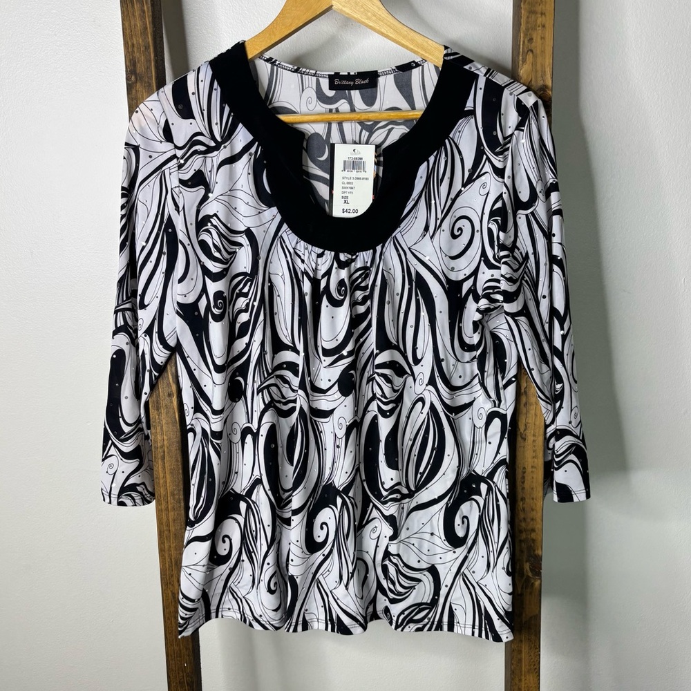 Brittany Black Black and White Swirl Pattern Top